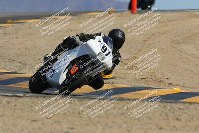media/Mar-20-2025-Racers Edge (Thu) [[0731d8e3a1]]/2-B Group/Session 5 (Turn 12)/